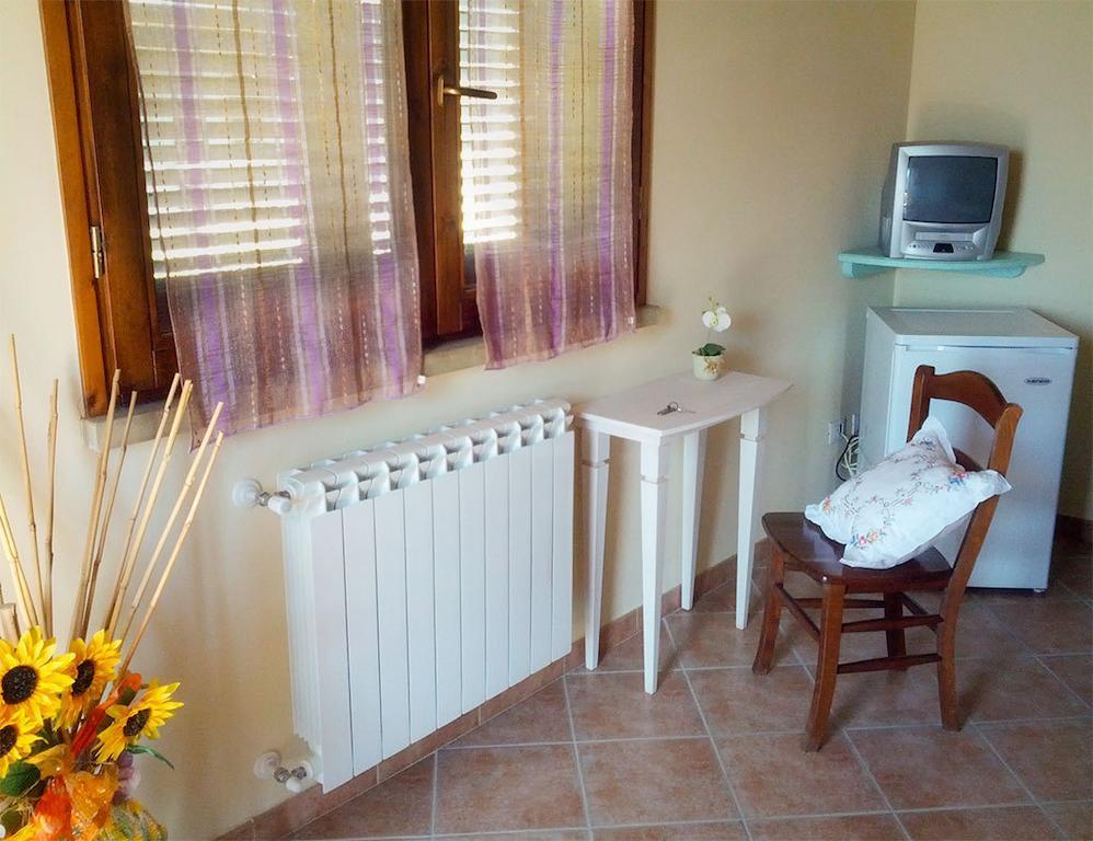 Agriturismo Il Canterino جوارديستالو المظهر الخارجي الصورة