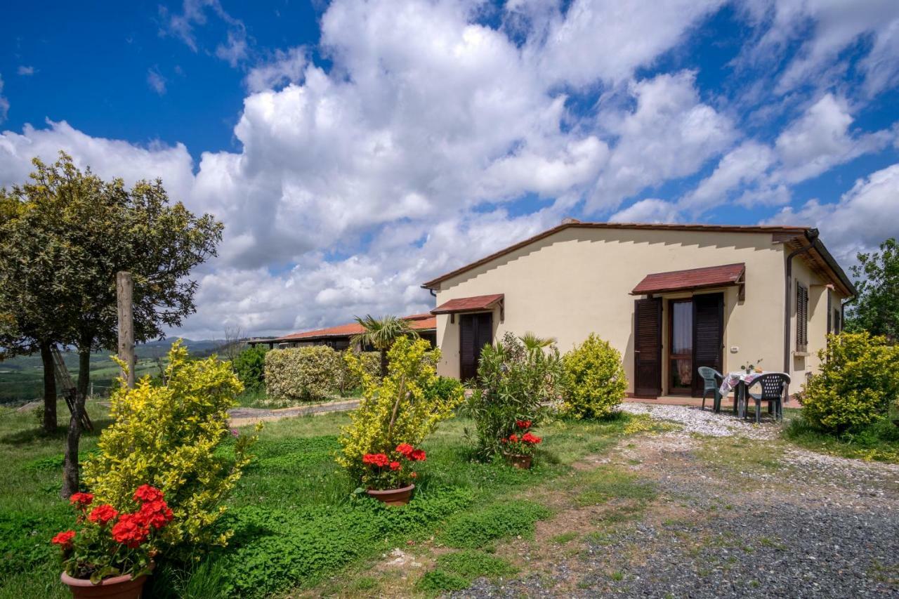 Agriturismo Il Canterino جوارديستالو المظهر الخارجي الصورة